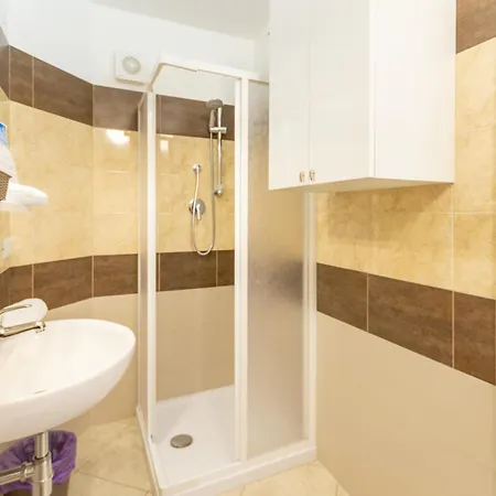 Affittacamere L'isola Felice Silvi Marina