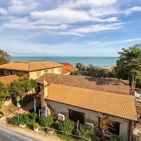 L'isola Felice Guest house *
