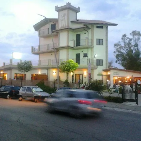 Guest house L'isola Felice 3*